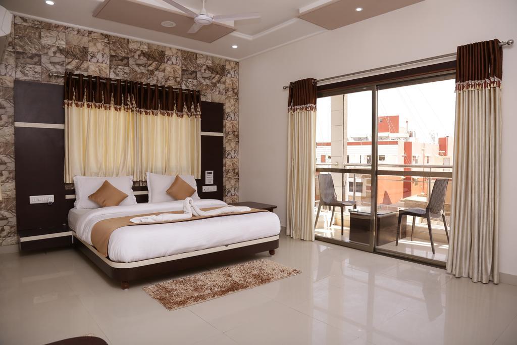 Hotel Rudra Plaza Dwārka Εξωτερικό φωτογραφία