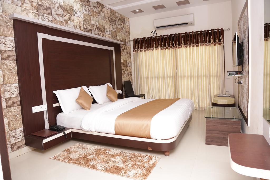 Hotel Rudra Plaza Dwārka Εξωτερικό φωτογραφία
