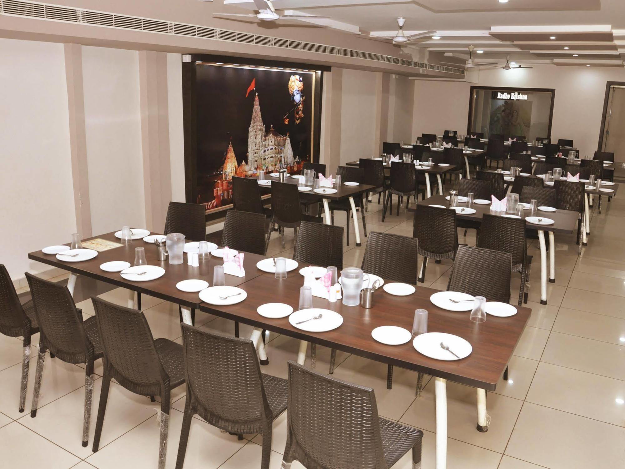 Hotel Rudra Plaza Dwārka Εξωτερικό φωτογραφία